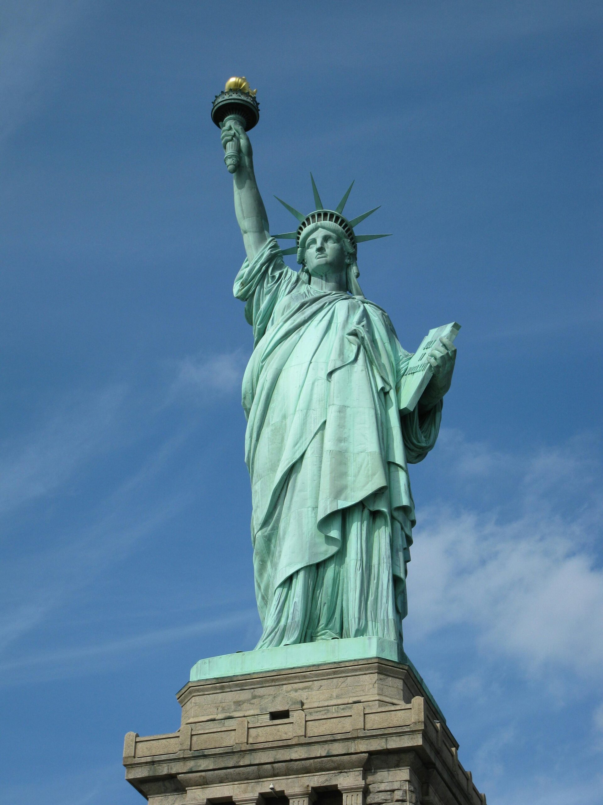 queen-of-liberty-statue-of-liberty-new-york-liberty-statue-64271-64271